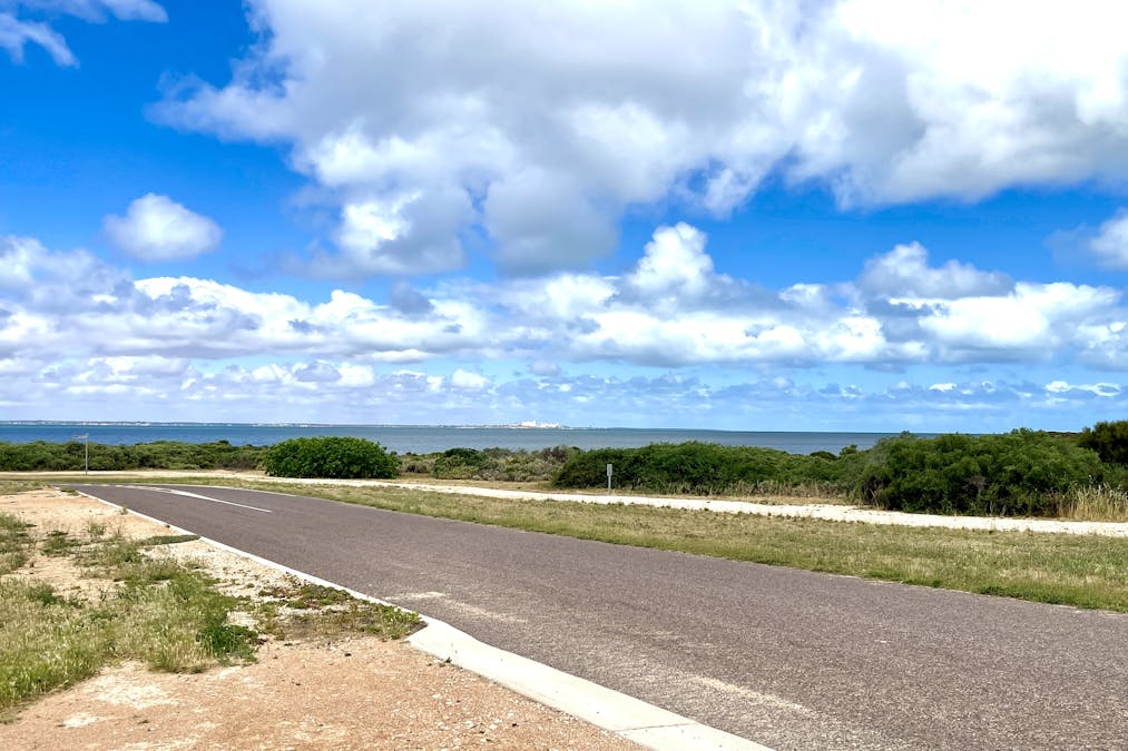 2 McKenzie Street, Denial Bay, SA, 5690 - Image 33