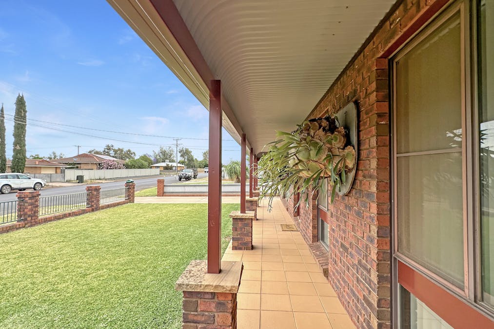 11 Lamrock Street, Cobar, NSW, 2835 - Image 1