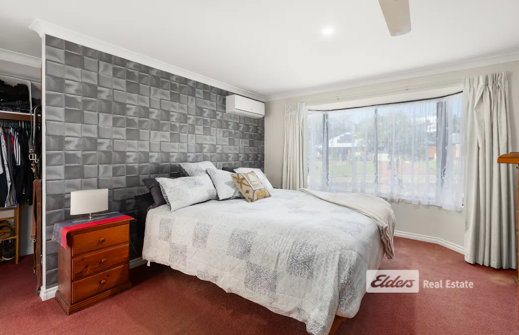 13 Galway Boulevard, Australind, WA, 6233 - Image 12