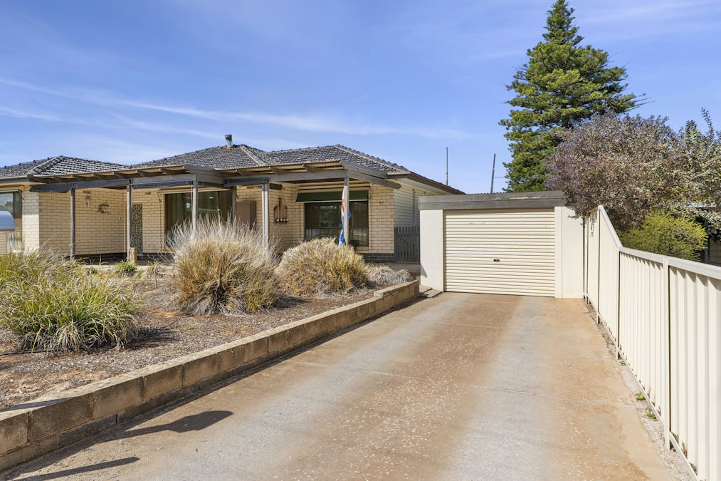 41 Acacia Avenue, Loxton, SA, 5333 - Image 2