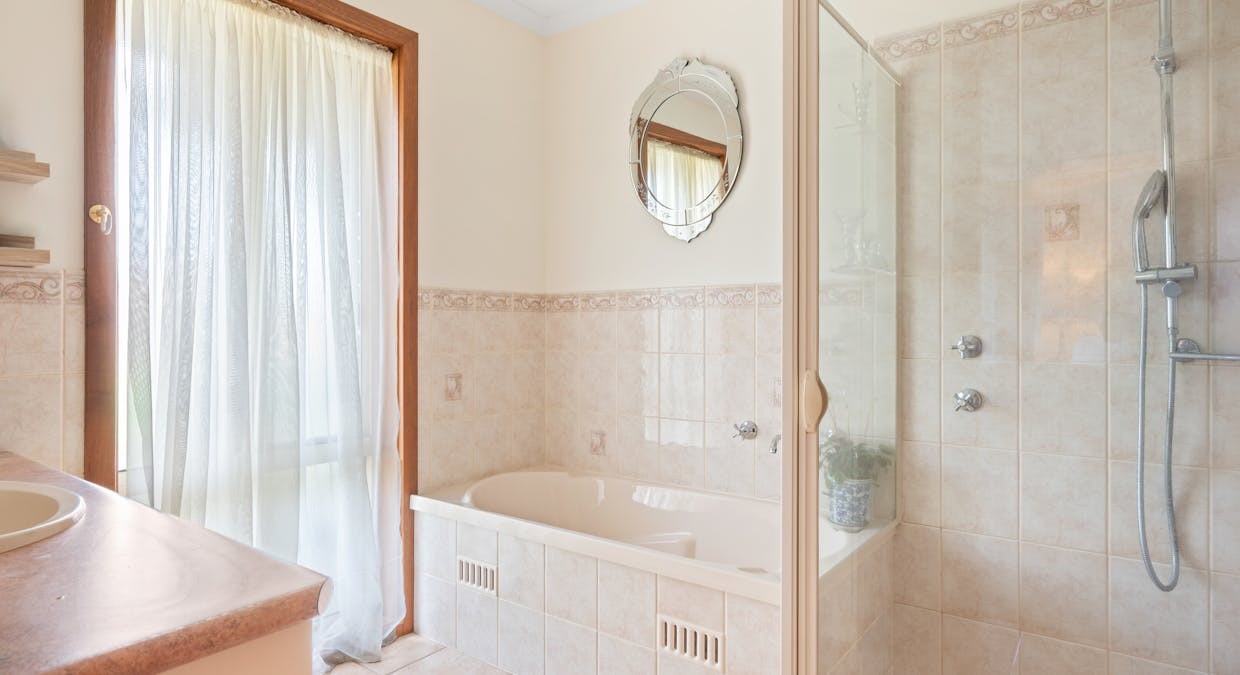 4 Glenmont Crescent, Mount Gambier, SA, 5290 - Image 6