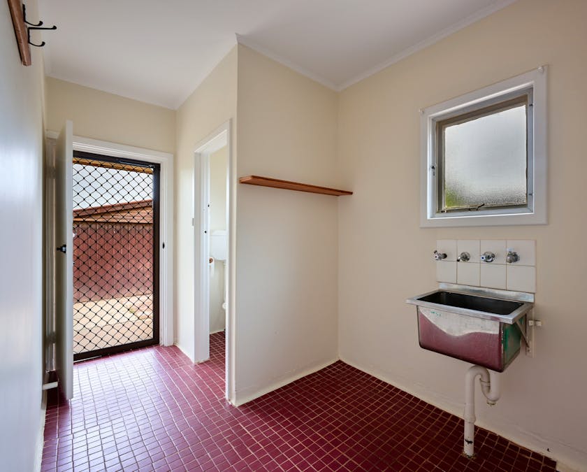 9 Simmons Street, Whyalla Norrie, SA, 5608 - Image 11