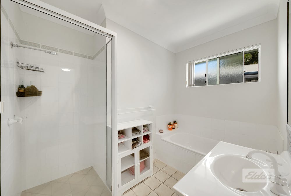 27 Saxonvale Court, New Auckland, QLD, 4680 - Image 11