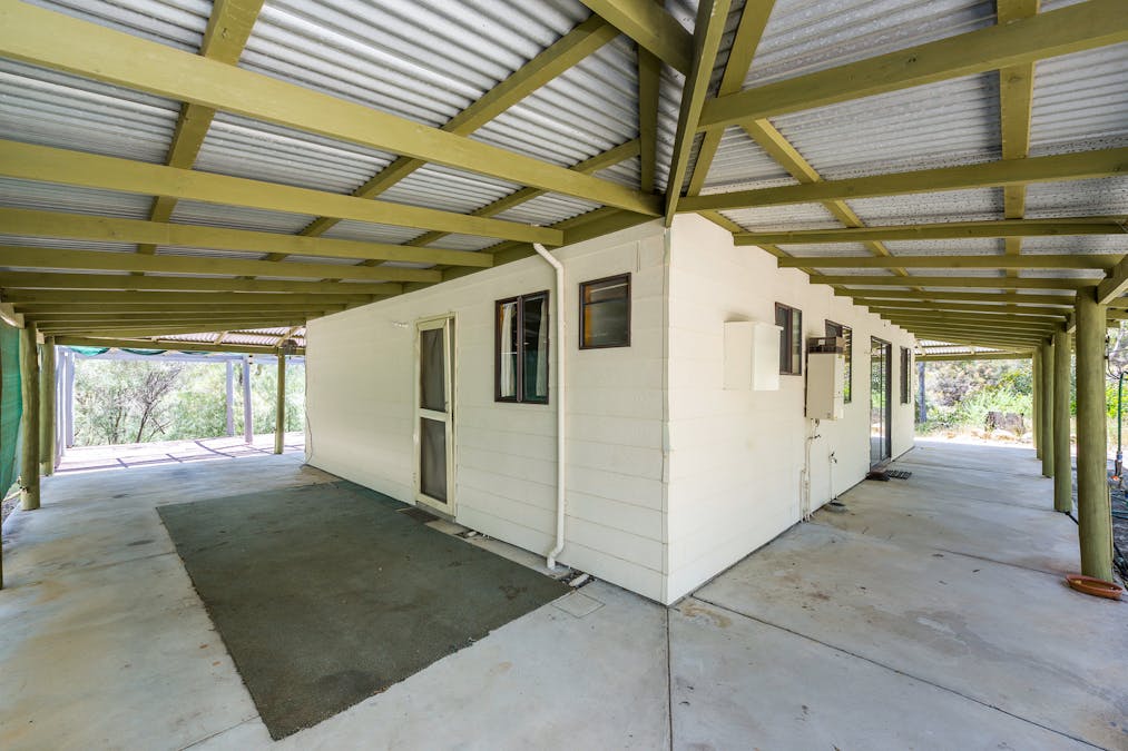 68 Benrua Road, Clackline, WA, 6564 - Image 6