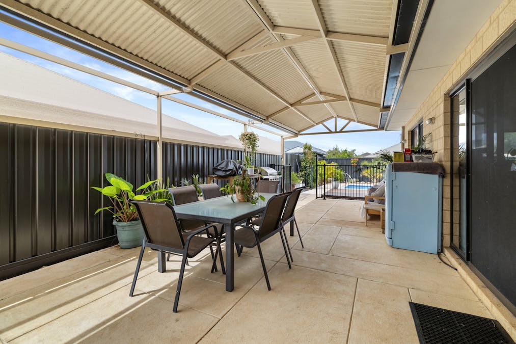 10 Ferndale Avenue, Dalyellup, WA, 6230 - Image 20