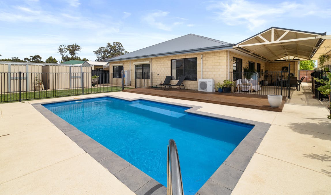 10 Ferndale Avenue, Dalyellup, WA, 6230 - Image 21