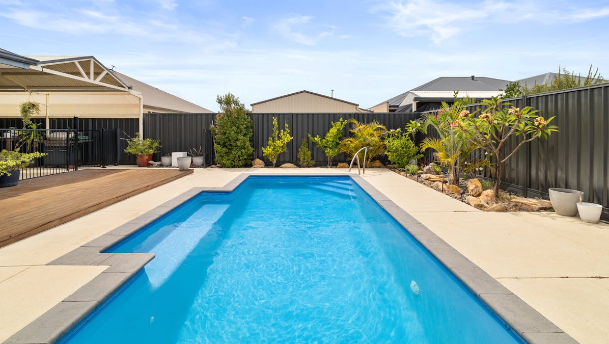 10 Ferndale Avenue, Dalyellup, WA, 6230 - Image 23