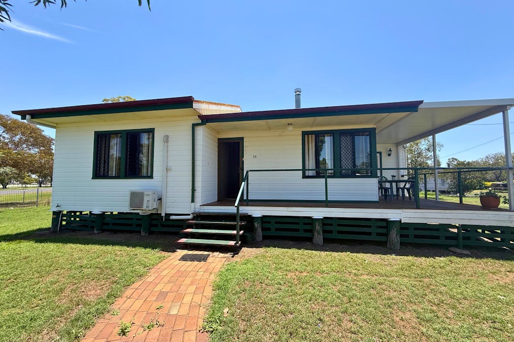 18 Nicholson Street, Dalby, QLD, 4405 - Image 11