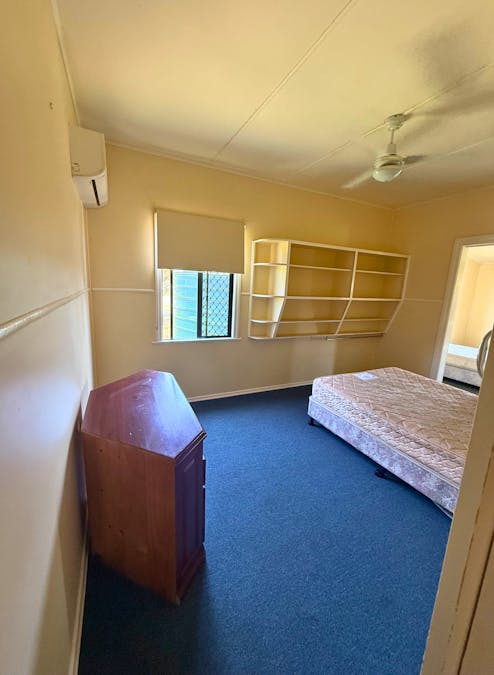 18 Nicholson Street, Dalby, QLD, 4405 - Image 8