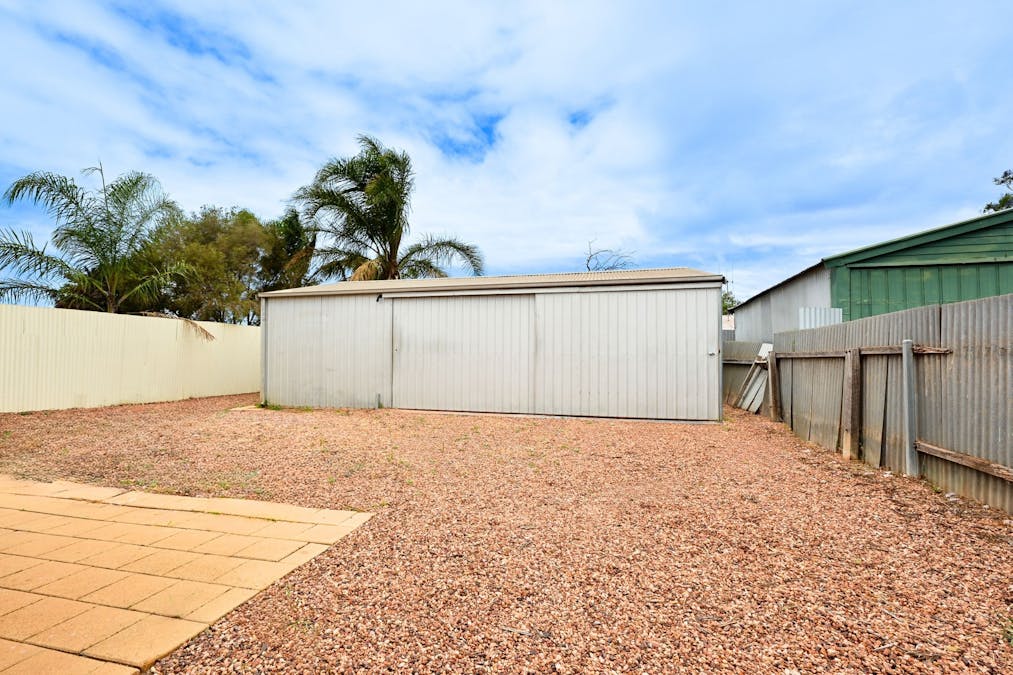 35 Wainwright Street, Whyalla Stuart, SA, 5608 - Image 16
