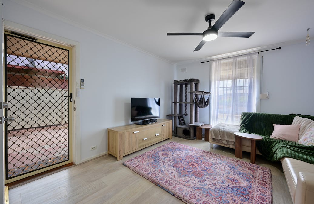 35 Wainwright Street, Whyalla Stuart, SA, 5608 - Image 2