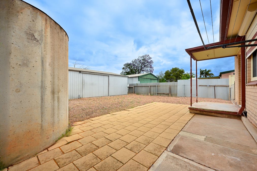 35 Wainwright Street, Whyalla Stuart, SA, 5608 - Image 15