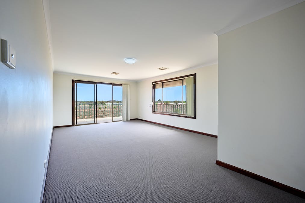 25 Travers Street, Whyalla Norrie, SA, 5608 - Image 7