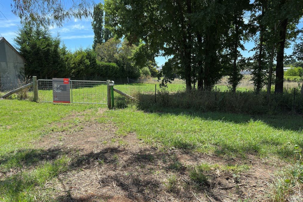 11 Martyn Street, Taralga, NSW, 2580 - Image 2