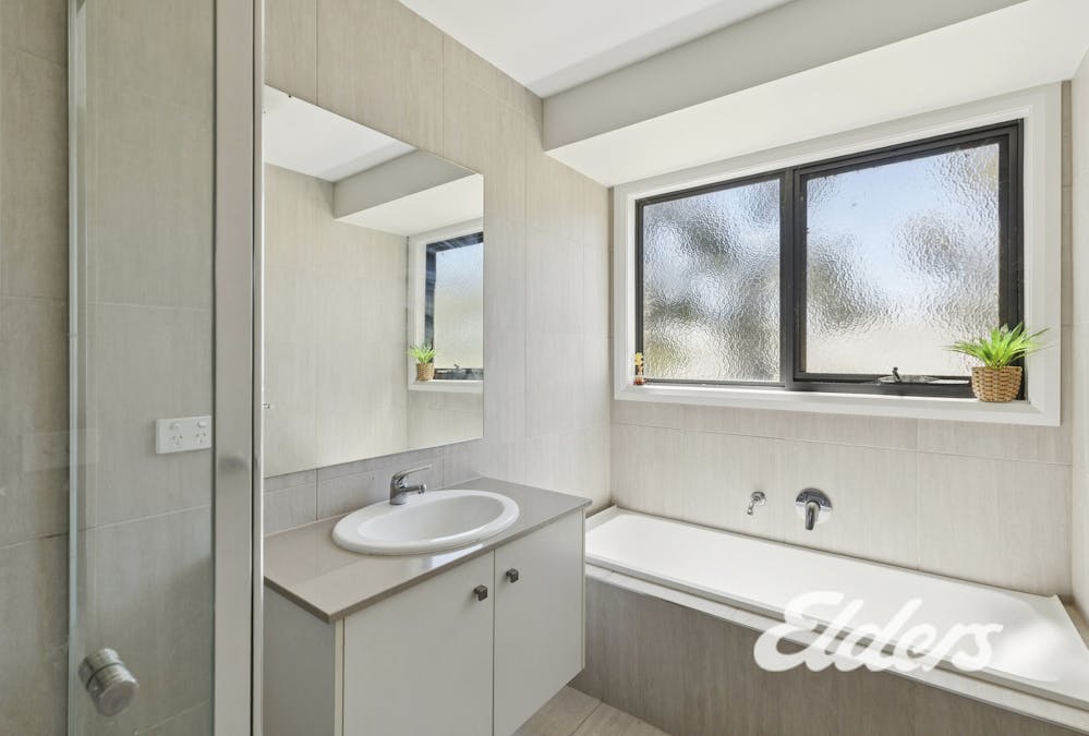 62 Robinson Way, Yarrawonga, VIC, 3730 - Image 8