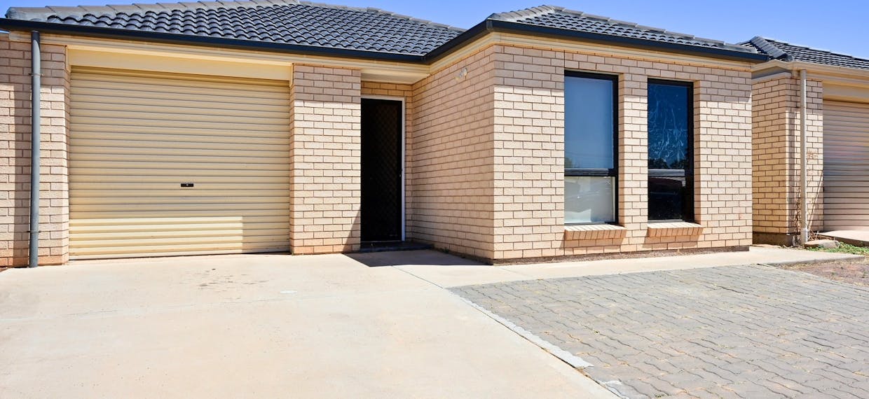 15 Dawn Street, Whyalla Stuart, SA, 5608 - Image 1
