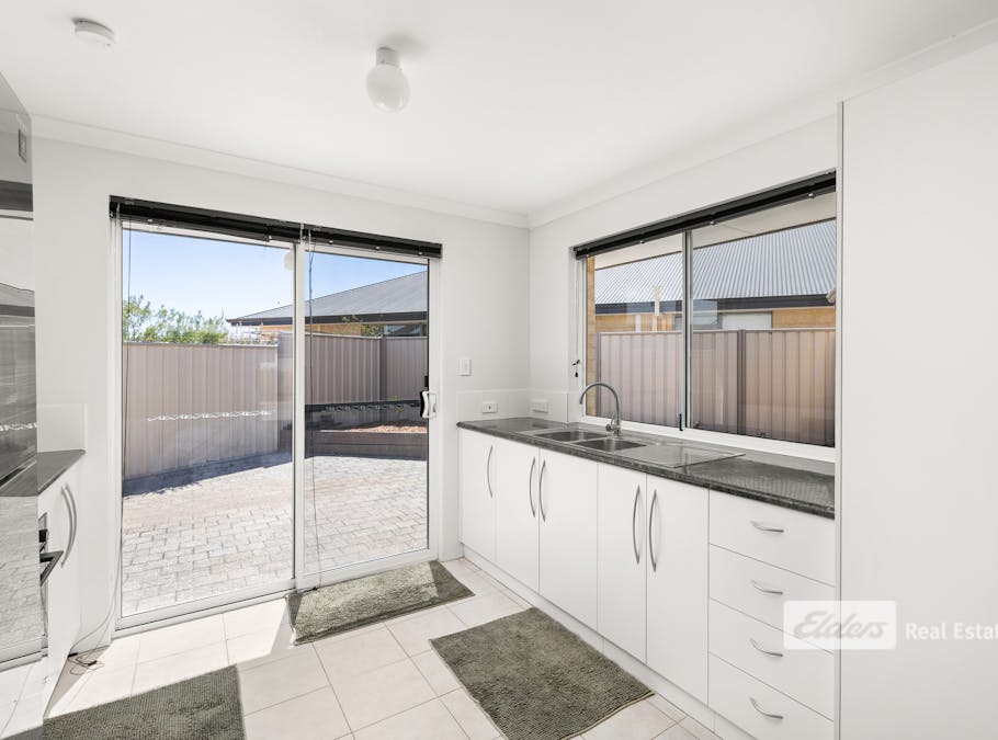 6/16 Jacobs Drive, Harvey, WA, 6220 - Image 3