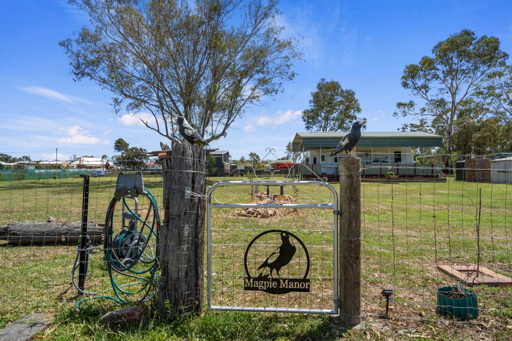 14 Canning Street, Leyburn, QLD, 4365 - Image 2
