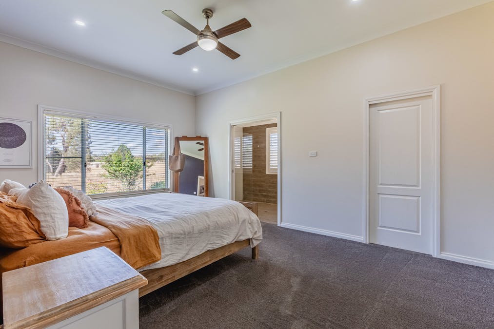 17R Kurrajong Drive, Dubbo, NSW, 2830 - Image 7