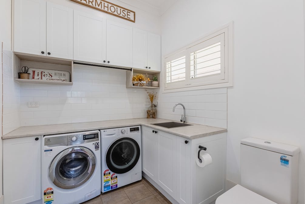 17R Kurrajong Drive, Dubbo, NSW, 2830 - Image 13