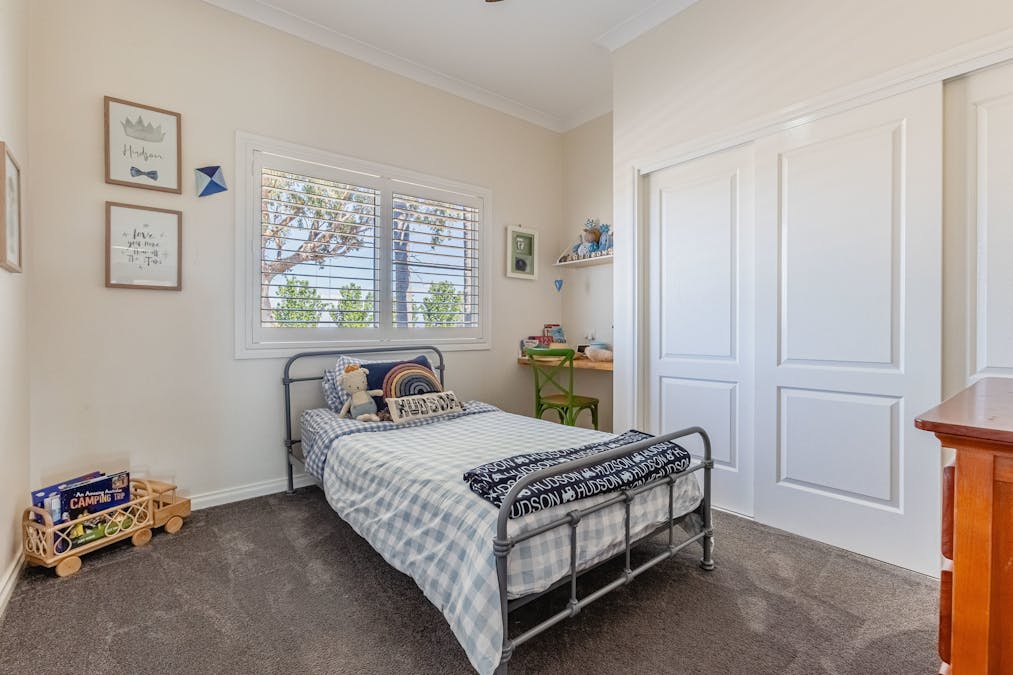 17R Kurrajong Drive, Dubbo, NSW, 2830 - Image 14