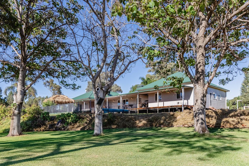 17R Kurrajong Drive, Dubbo, NSW, 2830 - Image 33