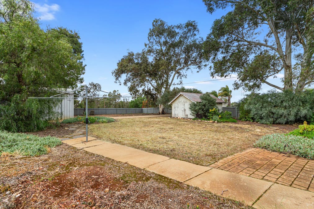 10 Edwin Street, Spalding, SA, 5454 - Image 24