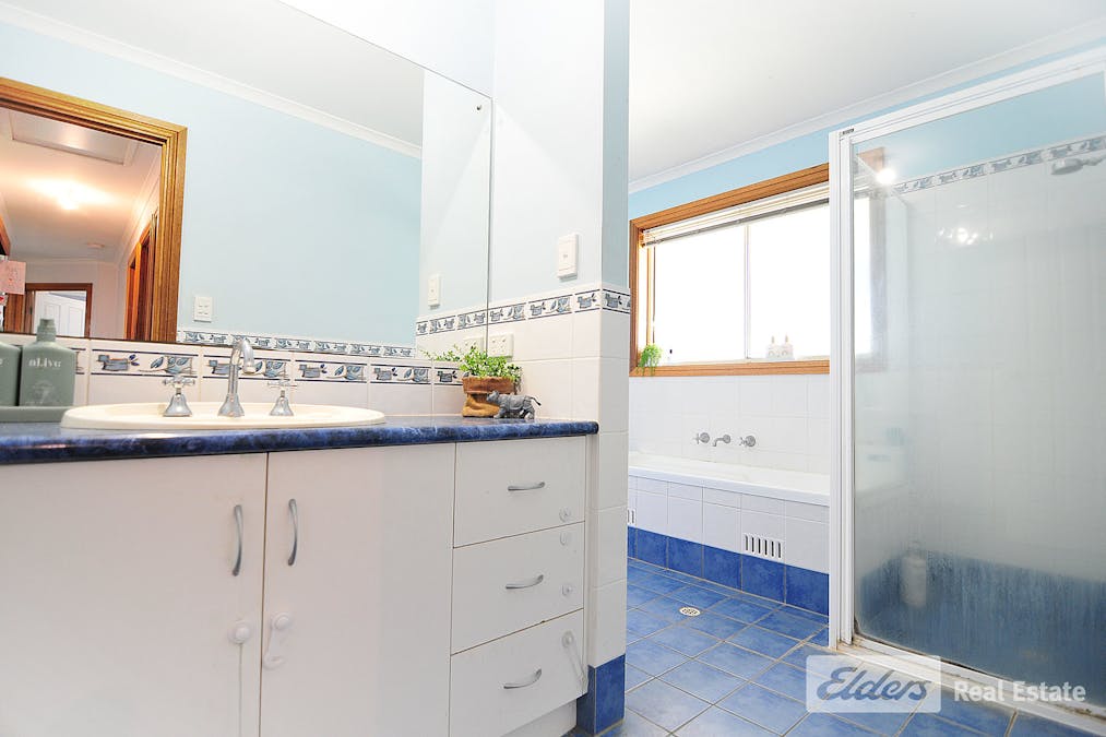 7 Acacia Avenue, Robe, SA, 5276 - Image 13