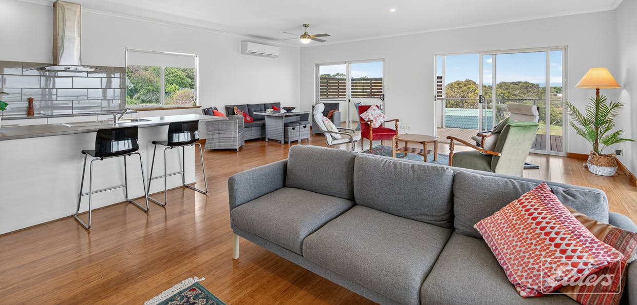 15 Seaview Crescent, Normanville, SA, 5204 - Image 11