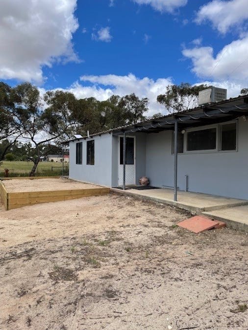 89 Newcastle Street, York, WA, 6302 - Image 17