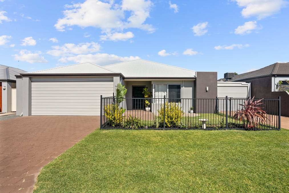 52 Eldon Street, Shoalwater, WA, 6169 - Image 1