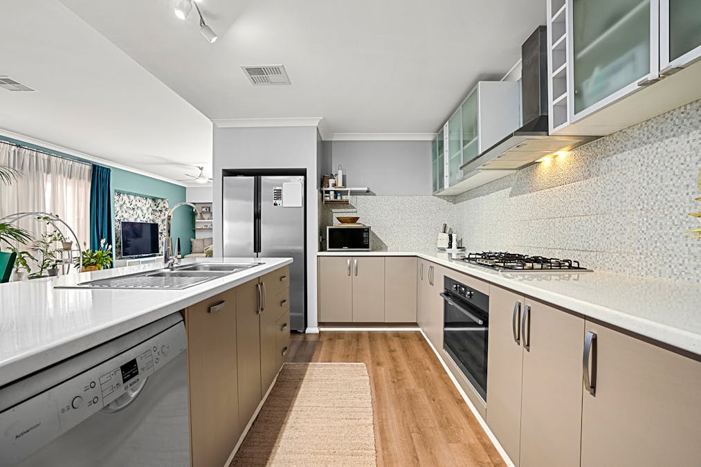 52 Eldon Street, Shoalwater, WA, 6169 - Image 10