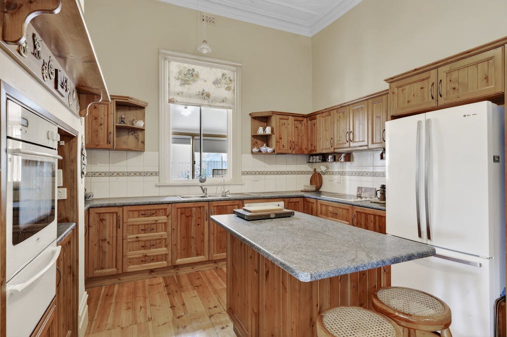 68 East Terrace, Loxton, SA, 5333 - Image 6