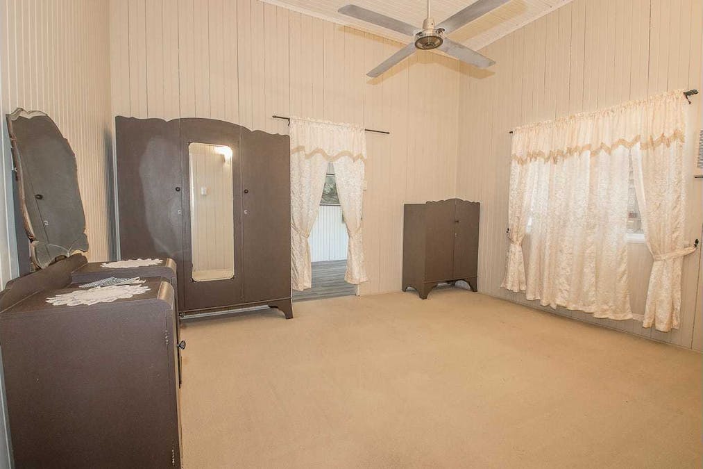 25 Davidson Street, South Townsville, QLD, 4810 - Image 5