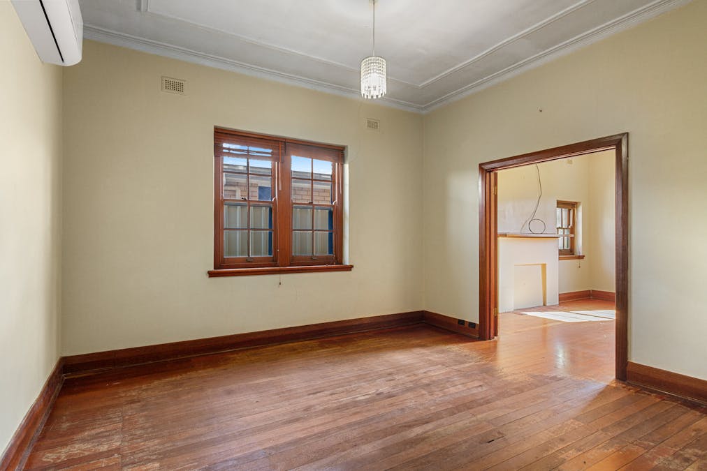 25 King Street, Clare, SA, 5453 - Image 13