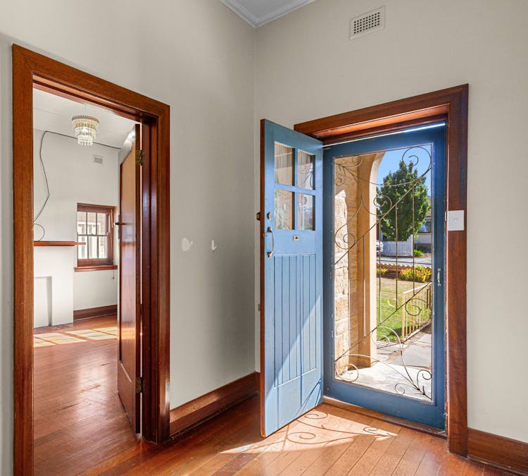 25 King Street, Clare, SA, 5453 - Image 8