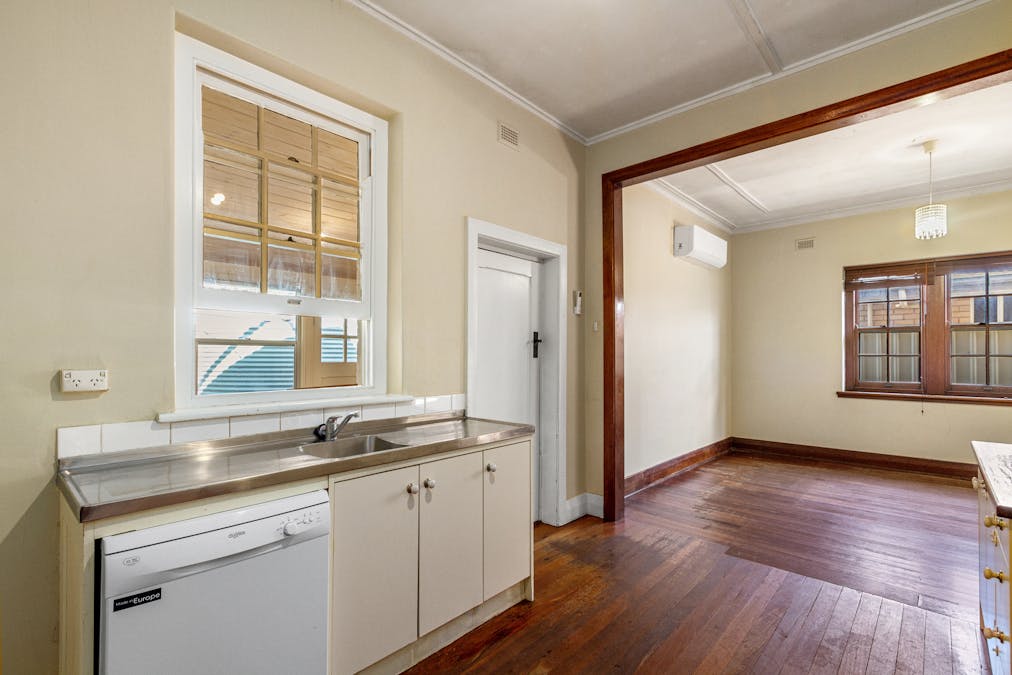 25 King Street, Clare, SA, 5453 - Image 17