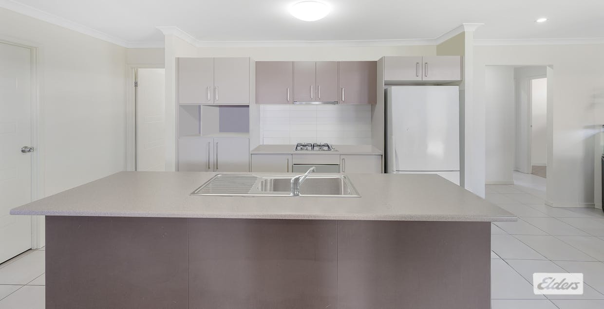 21 Bendee Street, Glen Eden, QLD, 4680 - Image 6