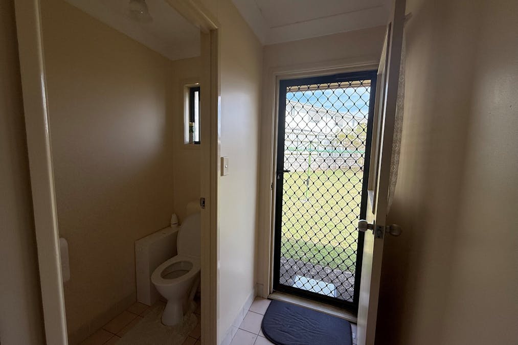 2/17 Mark Court, Raceview, QLD, 4305 - Image 9