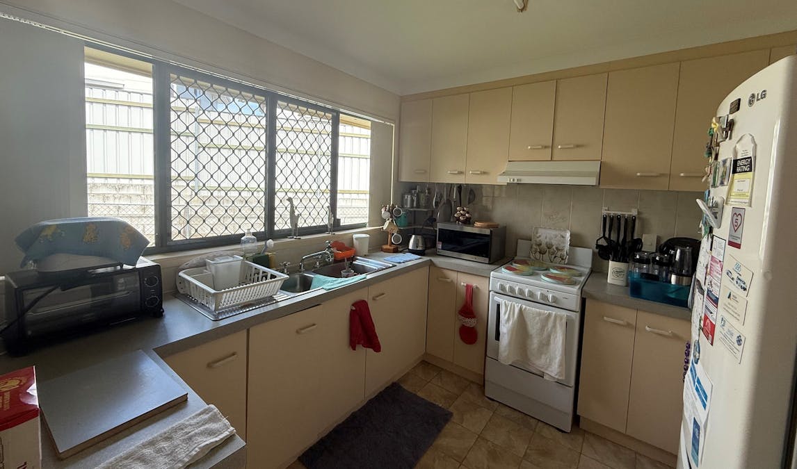 2/17 Mark Court, Raceview, QLD, 4305 - Image 4