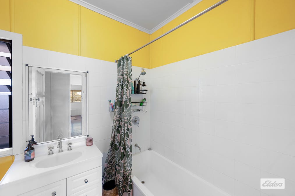 19 Kent Street, West Gladstone, QLD, 4680 - Image 13