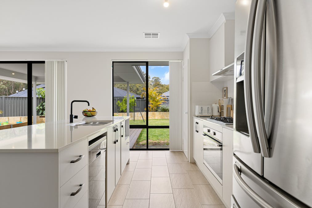 153 Amazon Drive, Baldivis, WA, 6171 - Image 12