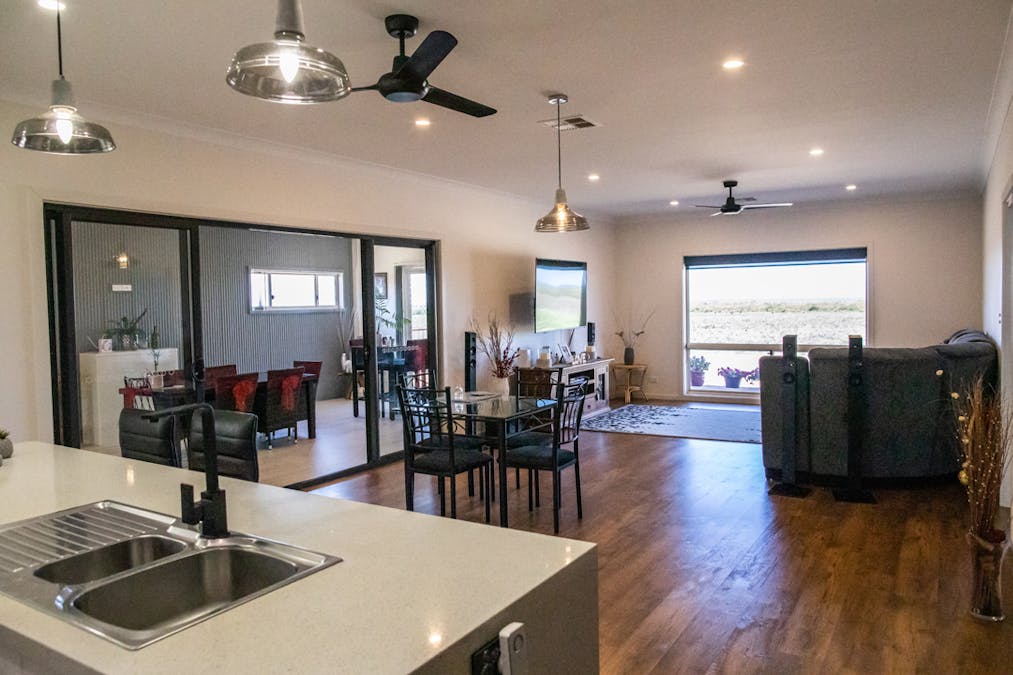 50 Esplanade Esplanade, Cowell, SA, 5602 - Image 4