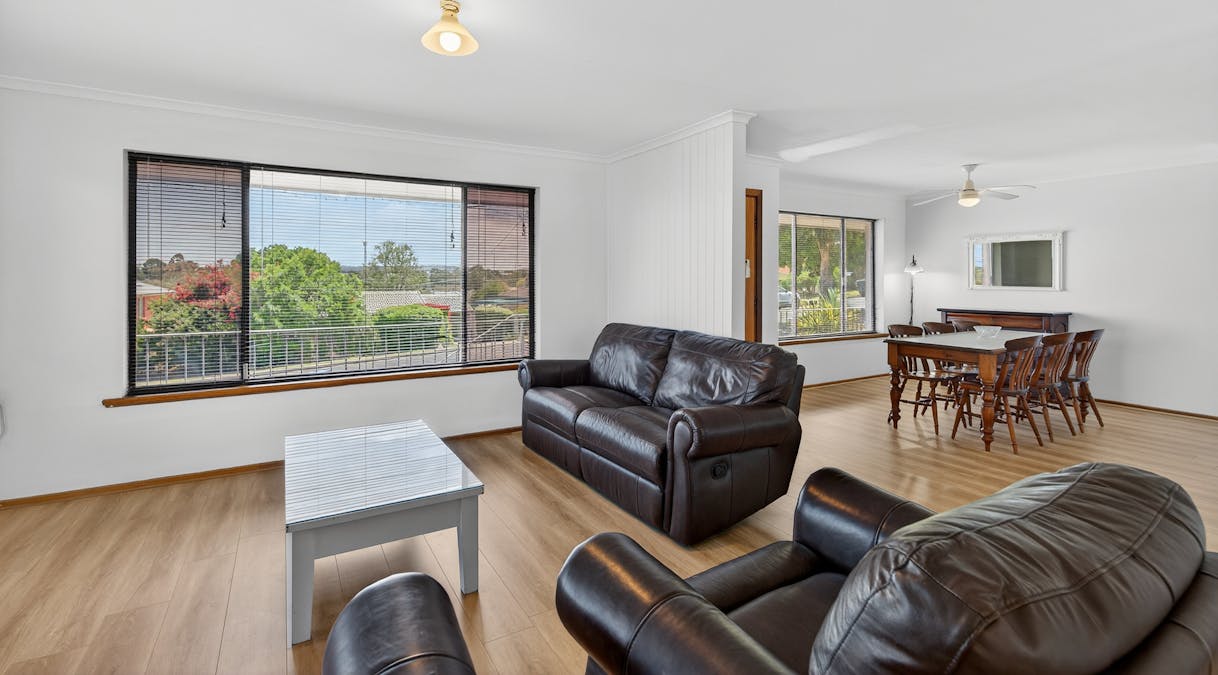 26 Norfolk Avenue, Victor Harbor, SA, 5211 - Image 5