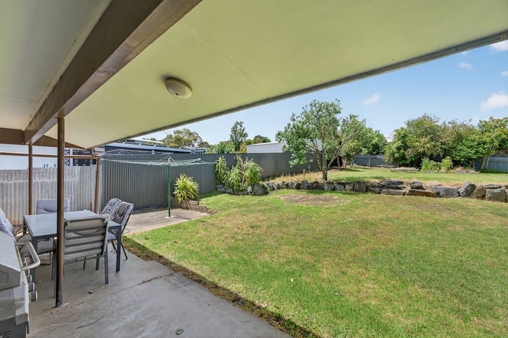 26 Norfolk Avenue, Victor Harbor, SA, 5211 - Image 20