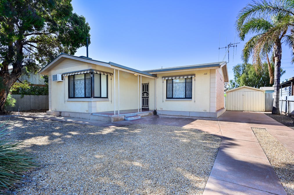 10 McLennan Avenue, Whyalla Norrie, SA, 5608 - Image 1