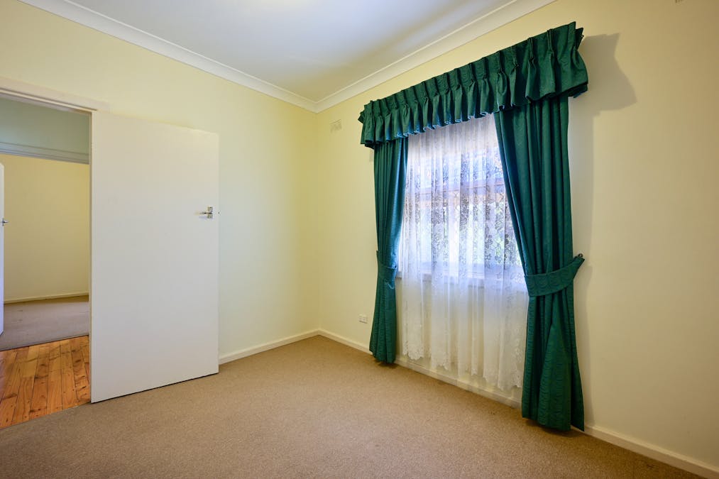 10 McLennan Avenue, Whyalla Norrie, SA, 5608 - Image 10