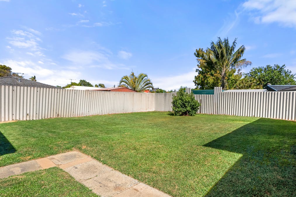 38 Hercules Street, Rockingham, WA, 6168 - Image 21