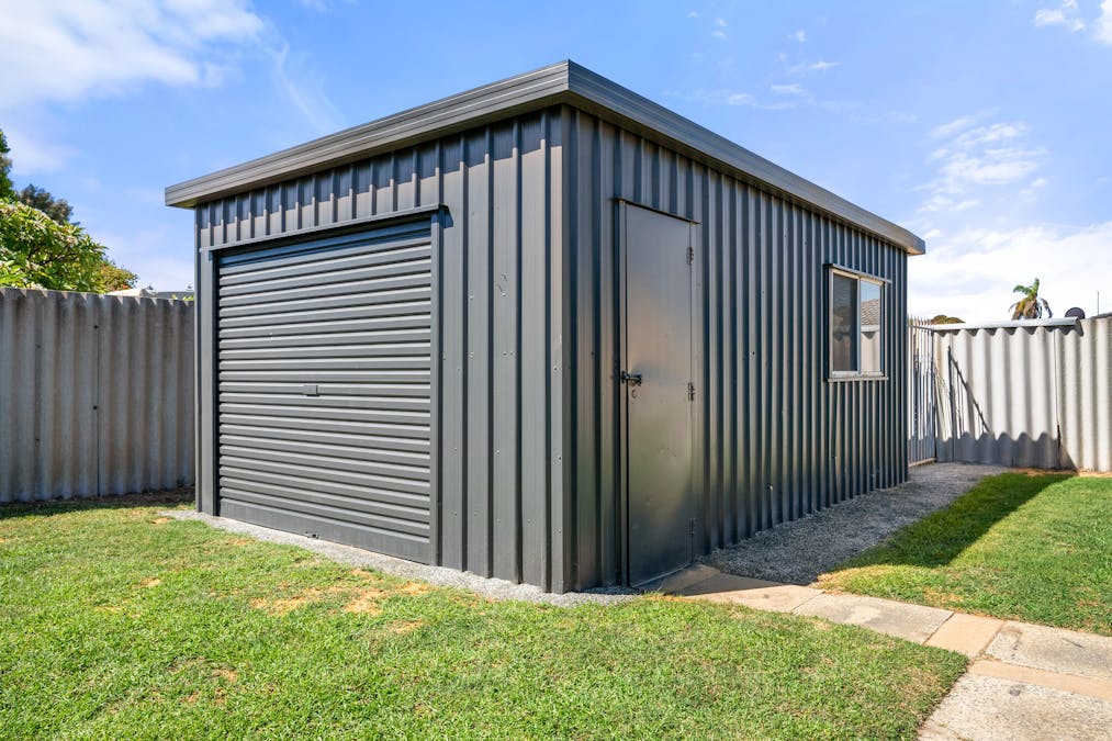 38 Hercules Street, Rockingham, WA, 6168 - Image 20