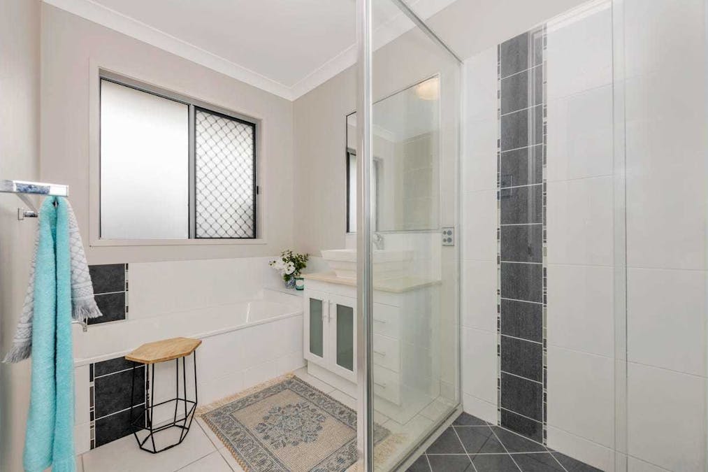 7 Brooke Lane, Burdell, QLD, 4818 - Image 6